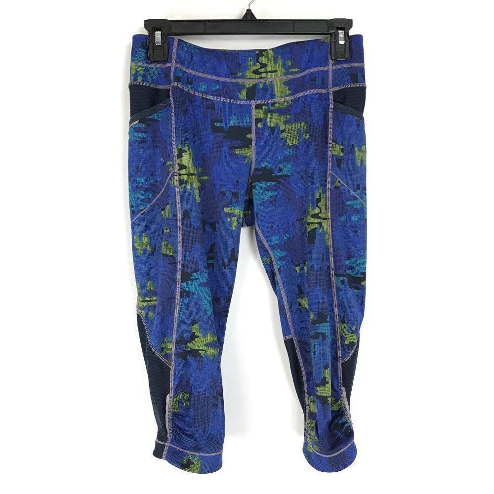 Athleta Be Free Camo Capri Leggings Women's Size Small Pull-On Pocket Cropped